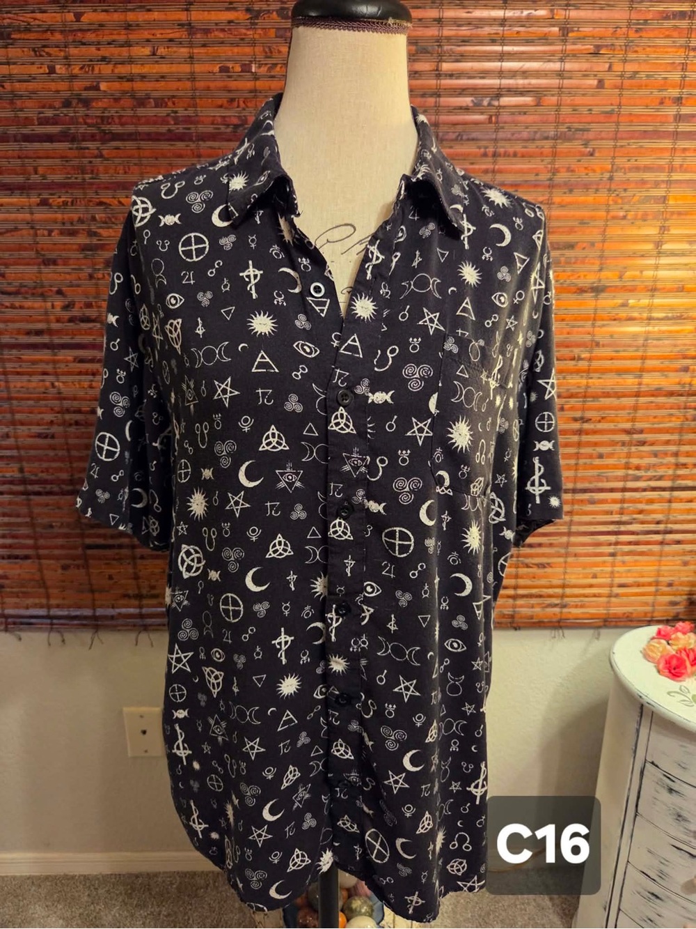 Hot Topic Black Short-Sleeve Button-Down Shirt with White Celestial Symbols